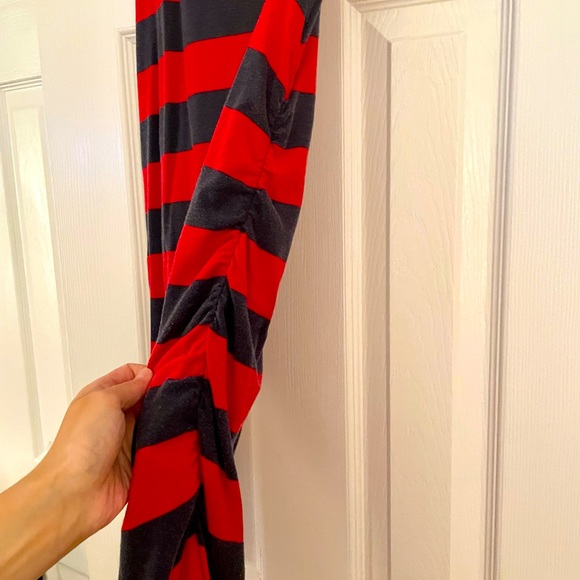 Isabel Maternity Side Rouched Midi Dress - Picture 2 of 2